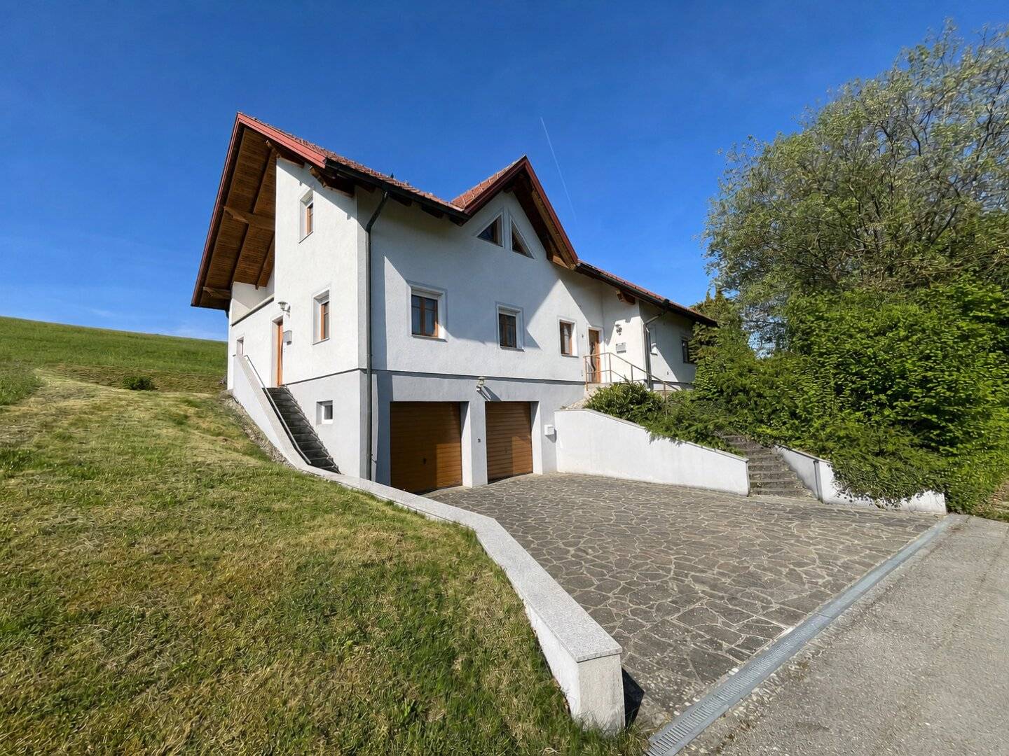 Einfamilienhaus mit Einliegerwohnung in Haibach ob der Donau
