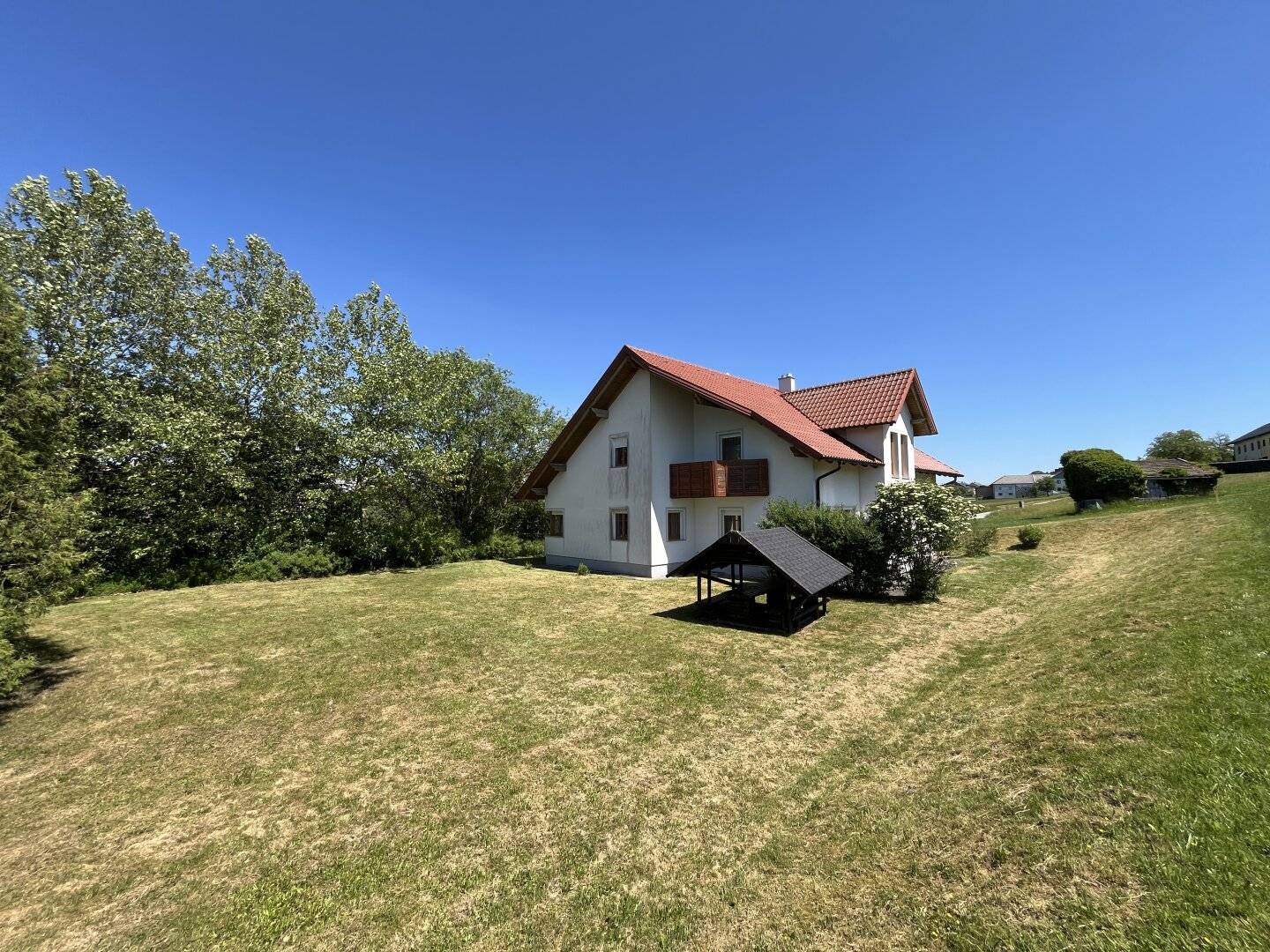 Einfamilienhaus mit Einliegerwohnung in Haibach ob der Donau