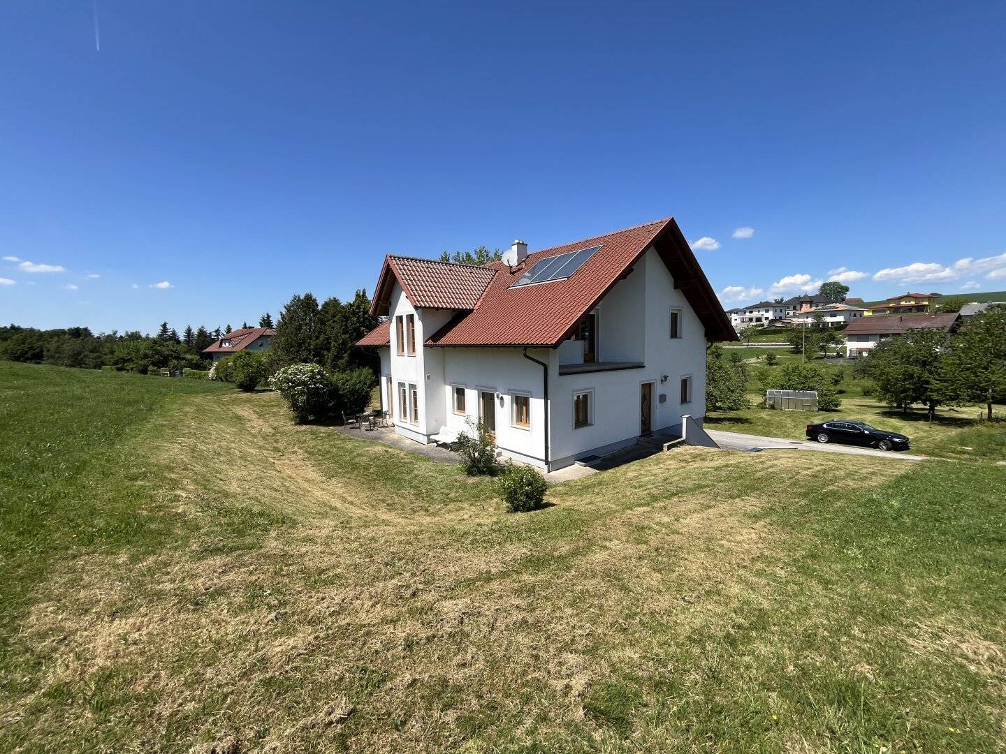 Einfamilienhaus mit Einliegerwohnung in Haibach ob der Donau
