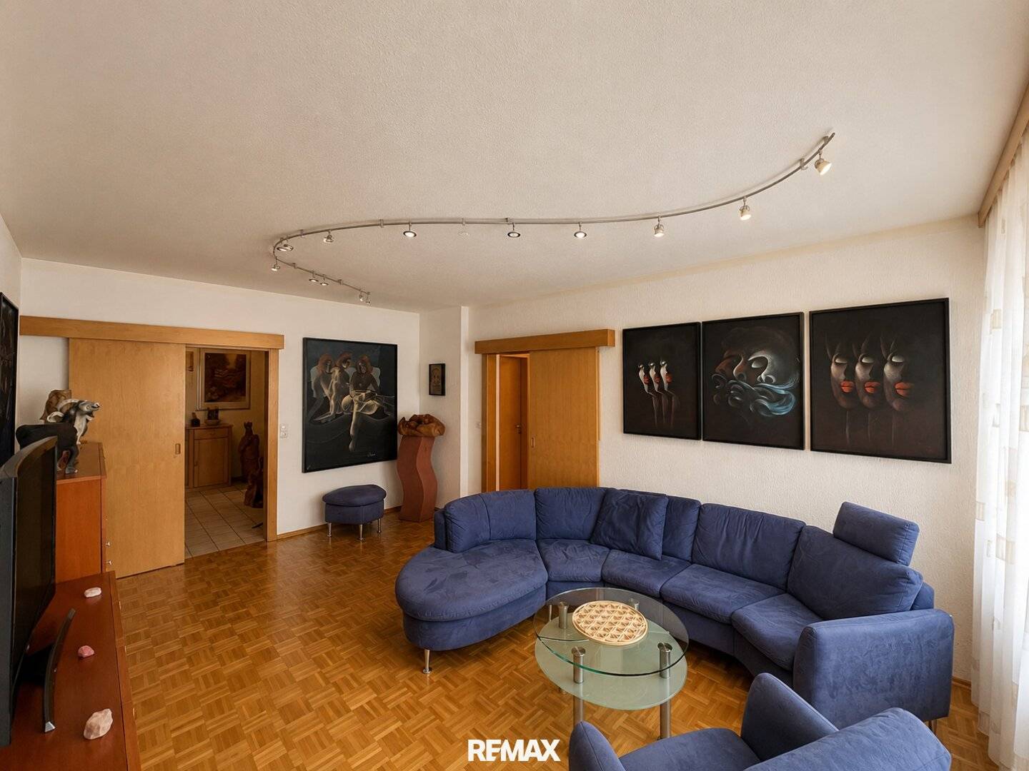 Wohnung mit Wintergarten und Balkon zentral