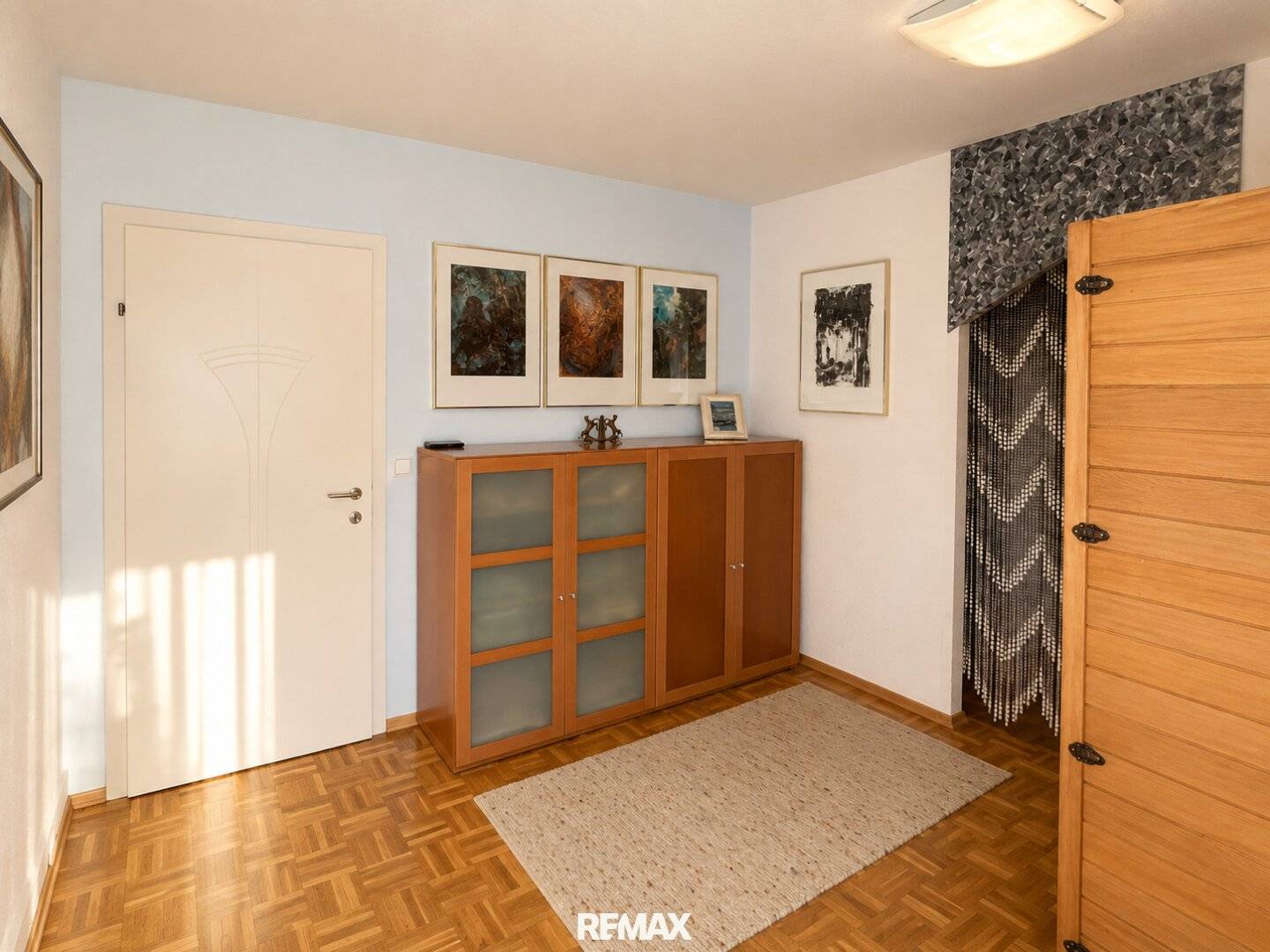Wohnung mit Wintergarten und Balkon zentral