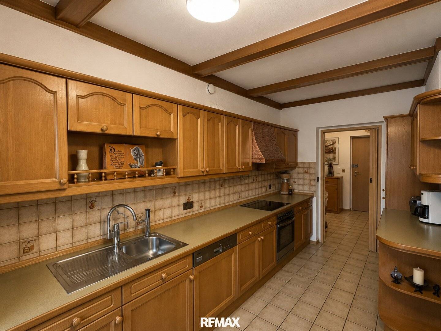 Wohnung mit Wintergarten und Balkon zentral