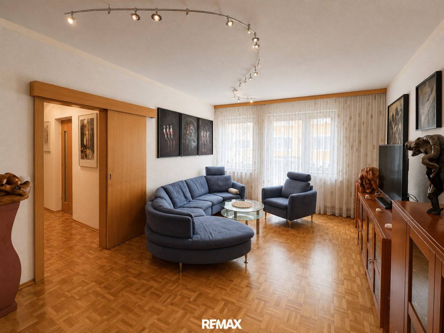 Wohnung mit Wintergarten und Balkon zentral