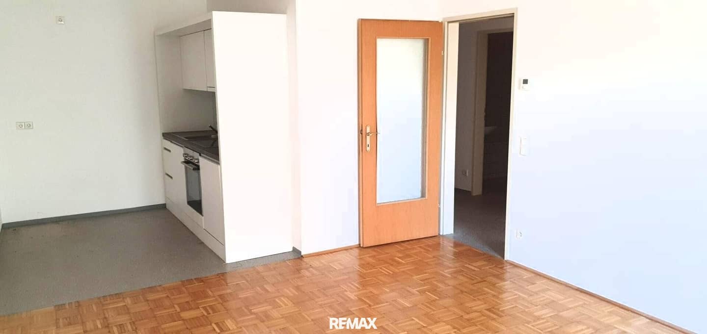 Wohnung Erste Etage nahe Einkaufsmöglichkeiten