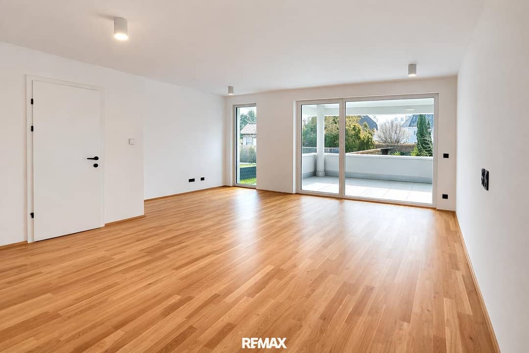 Wohnung mit Loggia Erstbezug Tiefgarage inklusive