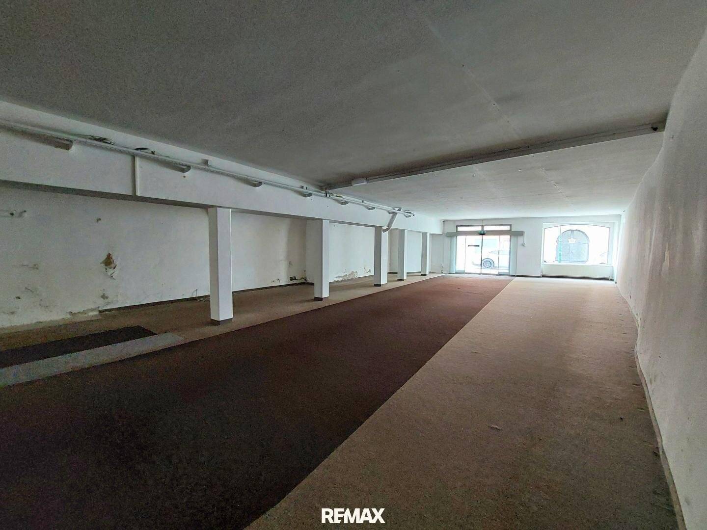 Commercial Space 429 m² in Enns