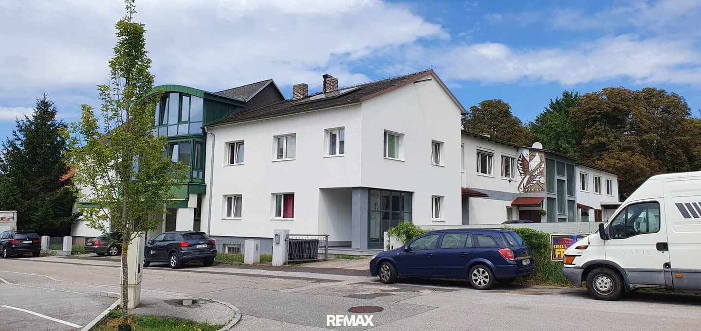 Wohn und Geschäftshaus in Enns