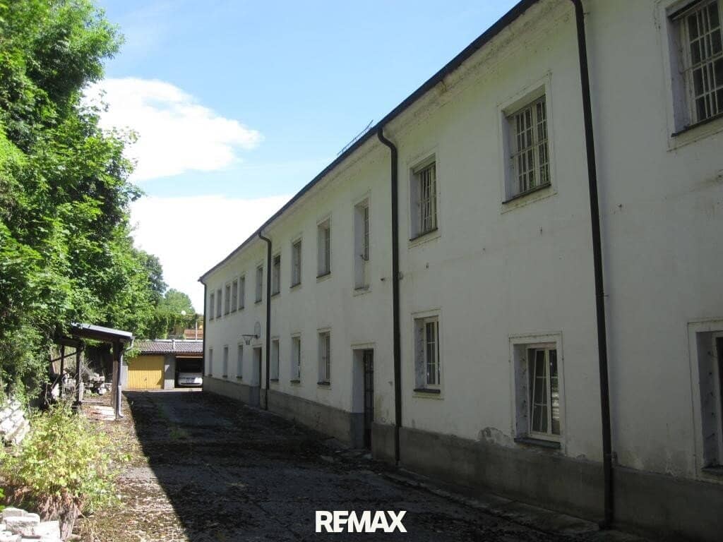 Commercial Hall in Enns - 230 m²