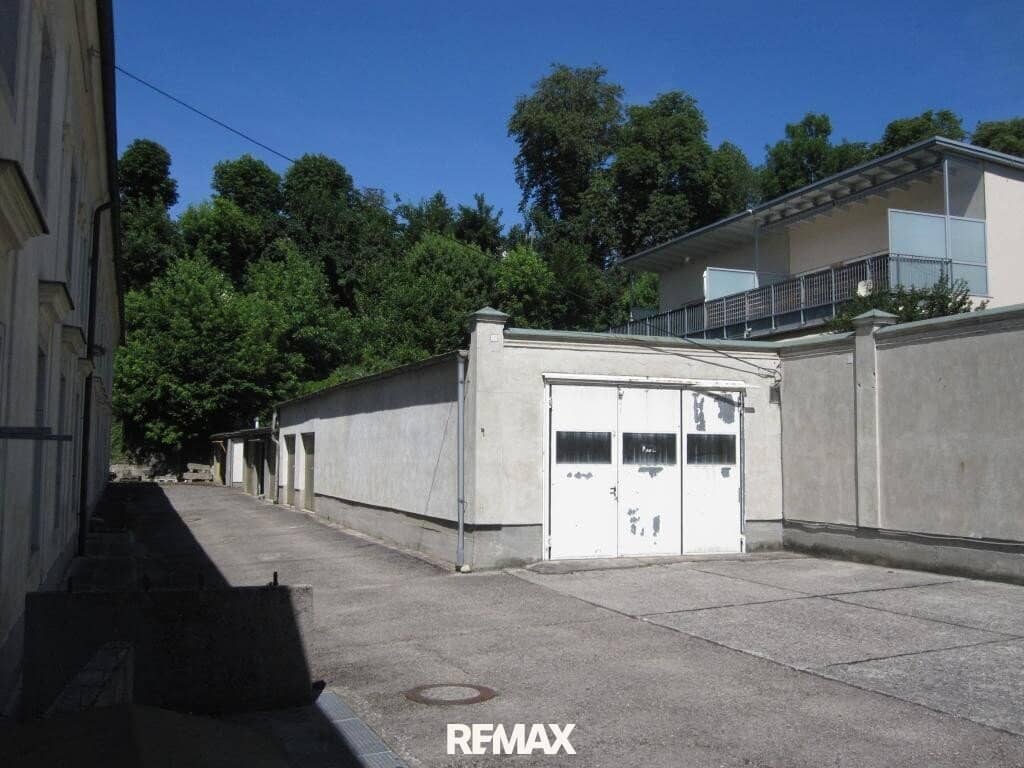Commercial Hall in Enns - 230 m²