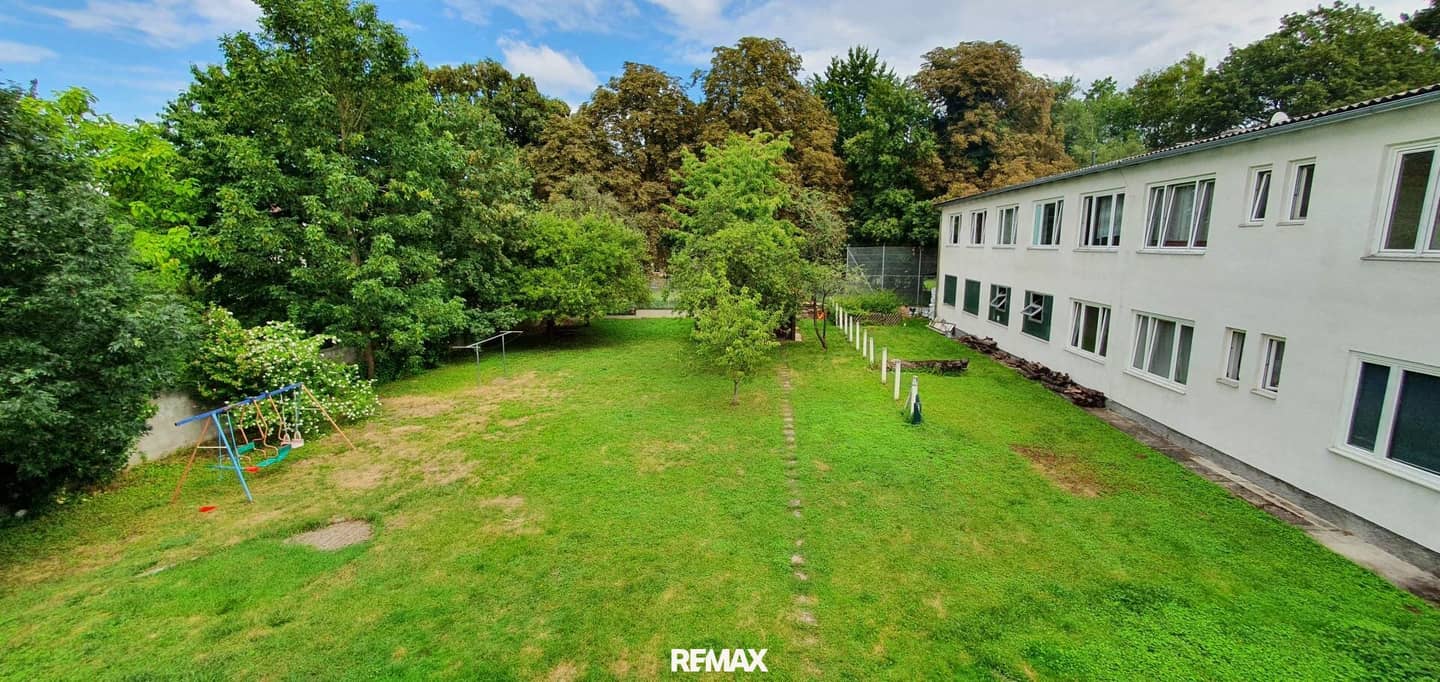 Bauland 700 m² in Enns