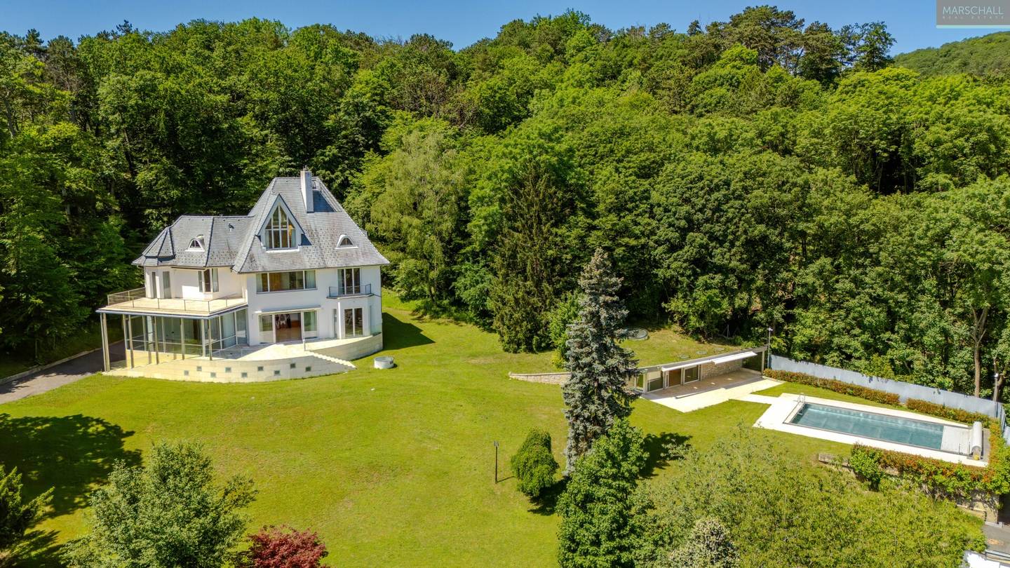 Elegant Estate with Pool and Spa