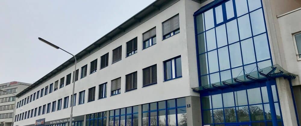 Office Space near U6 Perfektastraße