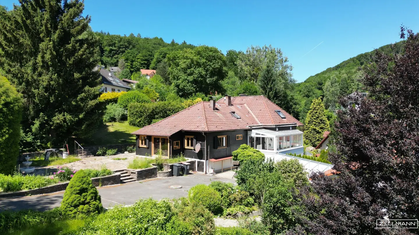 Mauerbach | 8.5-Room Estate with Pool & Sauna