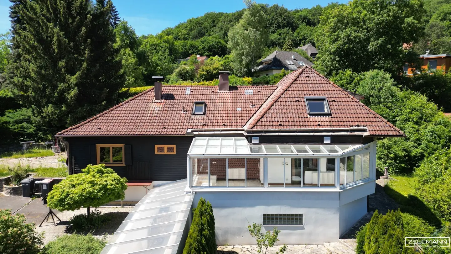 Mauerbach | 8.5-Room Estate with Pool & Sauna