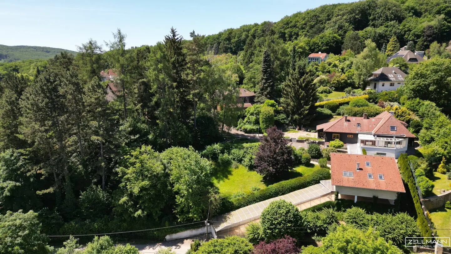 Mauerbach | 8.5-Room Estate with Pool & Sauna