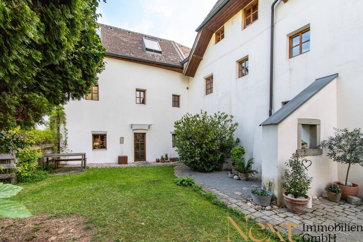 Charming Historic House with Garden in Prime Location