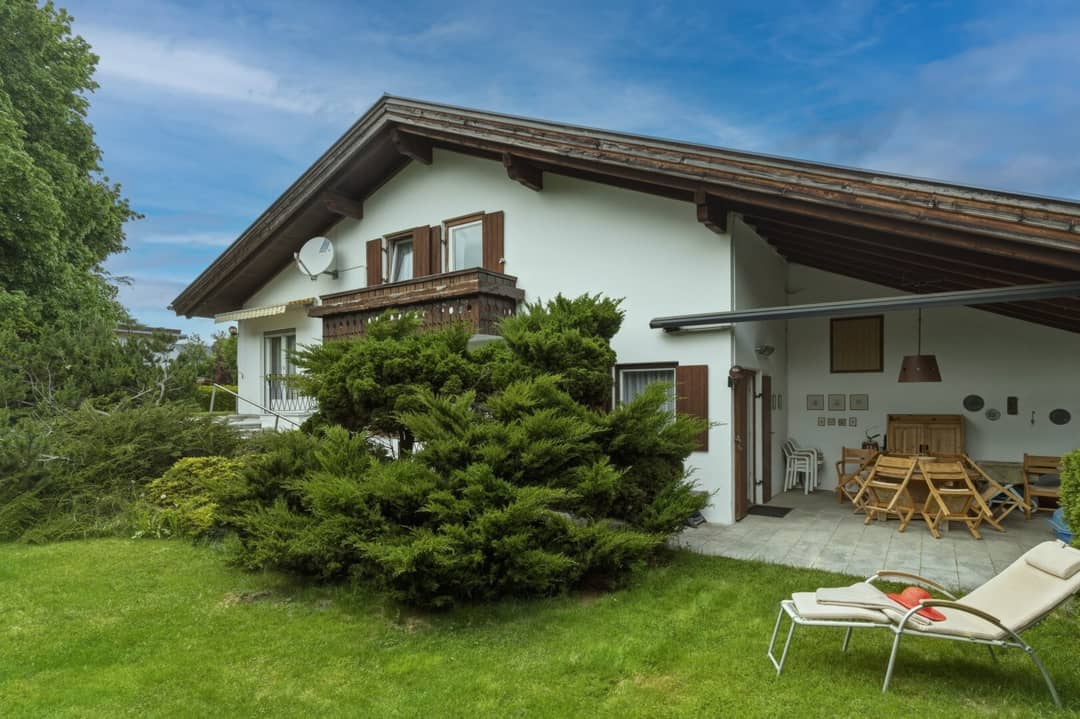 Ruhiges Einfamilienhaus mit Garten und Terrasse in sonniger Lage