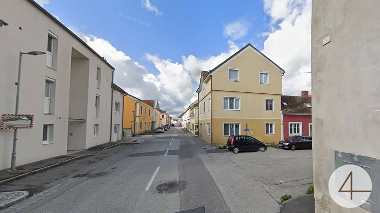 Vollvermietetes Anlageobjekt mit Innenhof und Doppelgarage