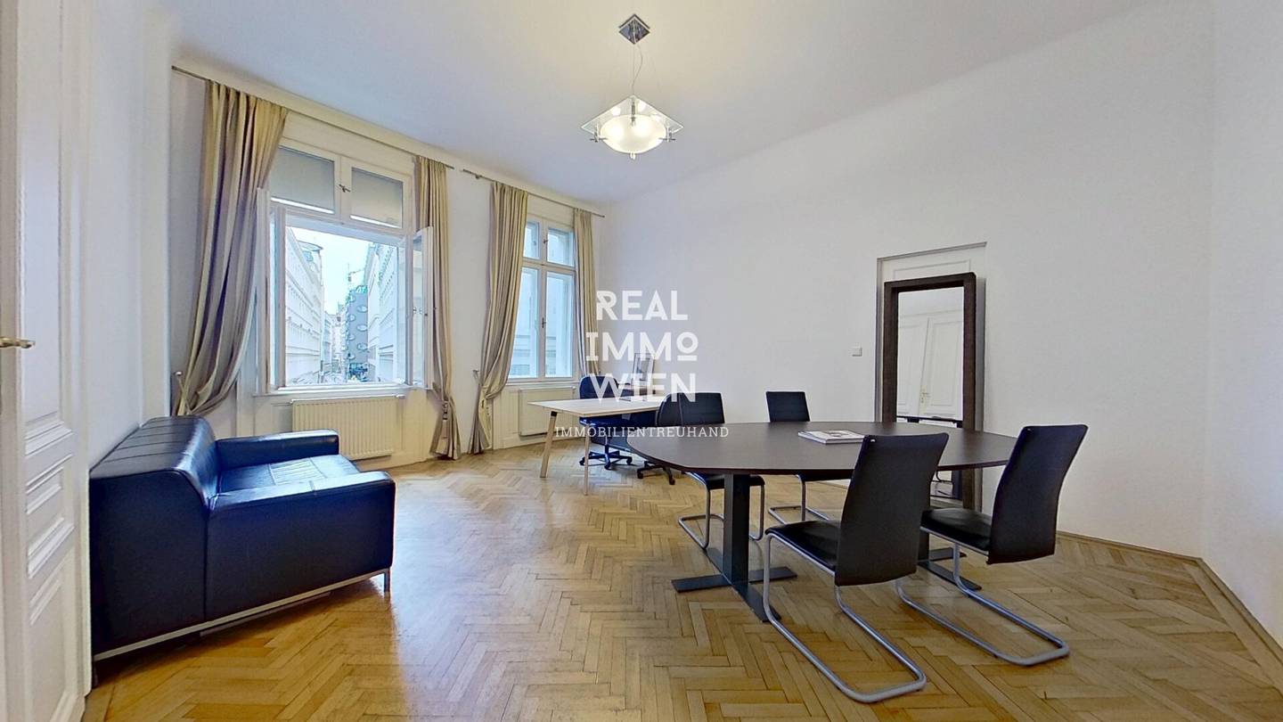 Bright Period Office with Parquet and Elevator near Rotenturmsstraße