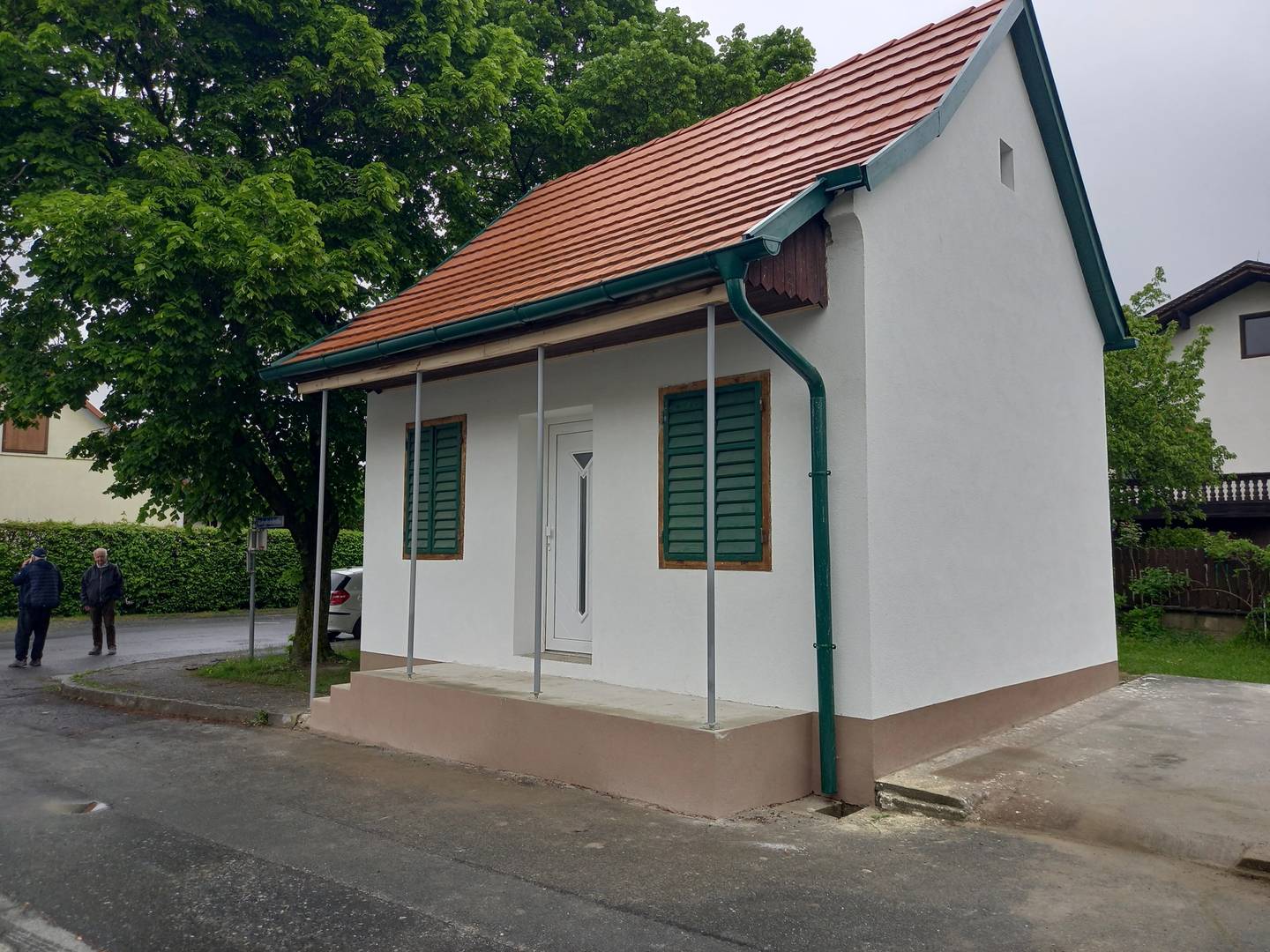 Sanierungsbedürftiges Haus mit Loggia in Strem