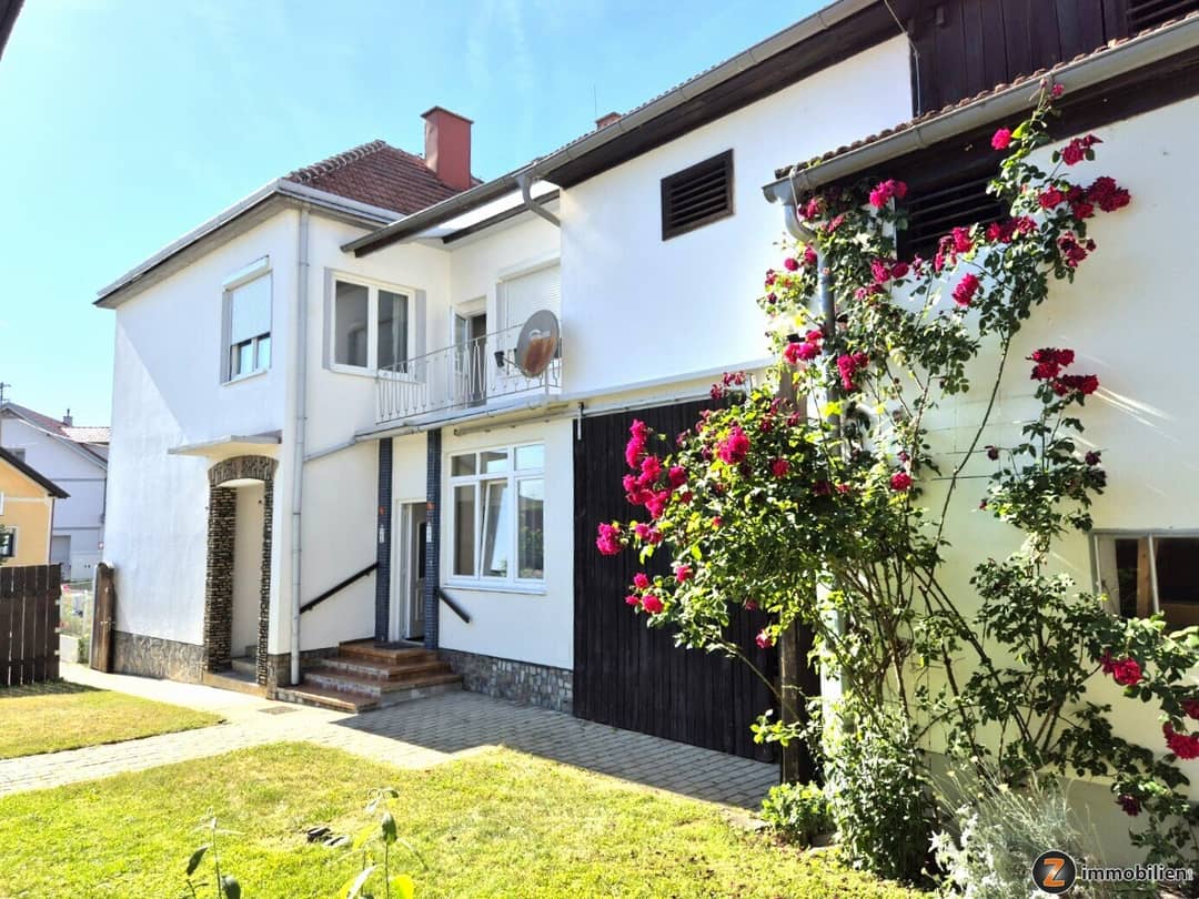 Bright Family House with Garden and Loggia