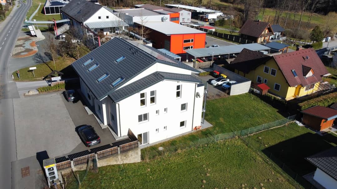 Wohnung mit Terrasse und Gartennutzung Erstbezug