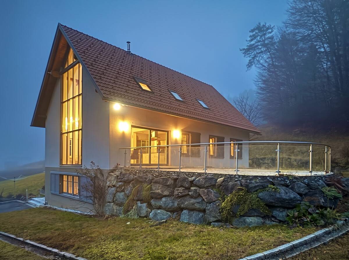 Großzügiges Anwesen mit Weitblick und Gartennutzung