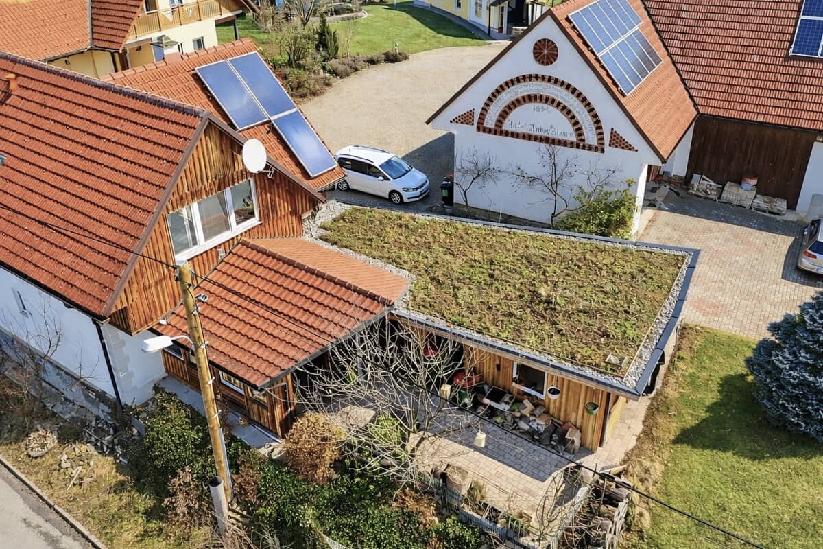 Sonniges Einfamilienhaus mit Garten Wintergarten und Sauna