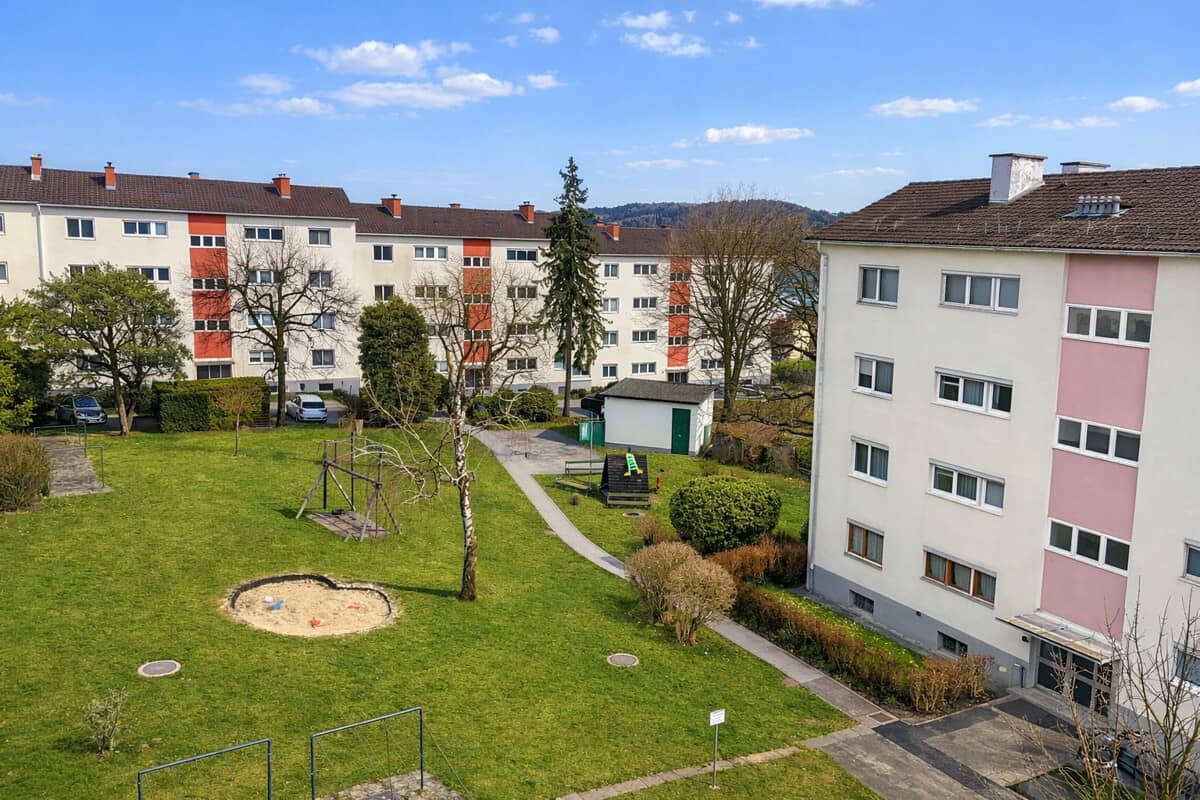 Wohnung mit Westbalkon und großzügiger Raumaufteilung