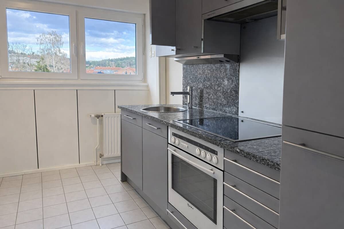 Wohnung mit Westbalkon und großzügiger Raumaufteilung