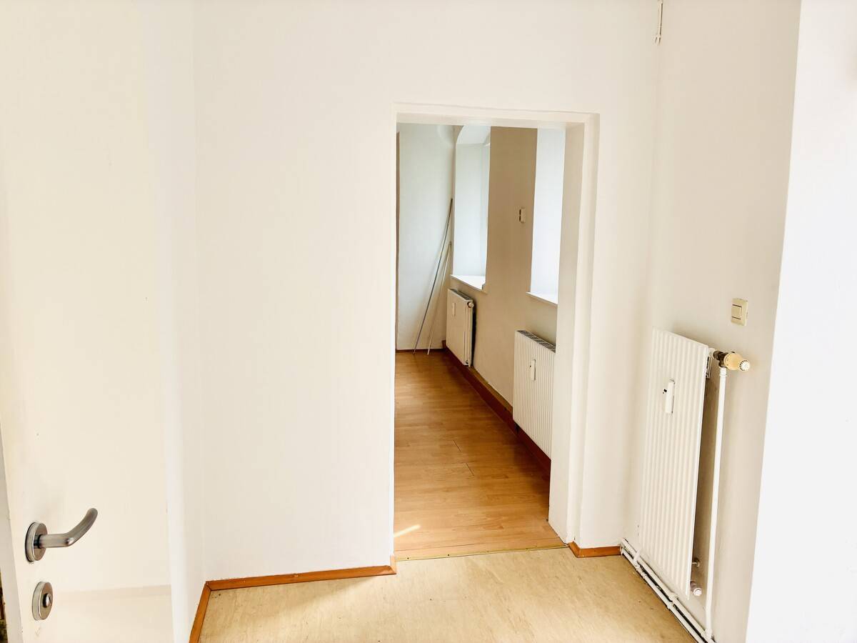 Charming Altbau Apartment with Garden Access in Graz
