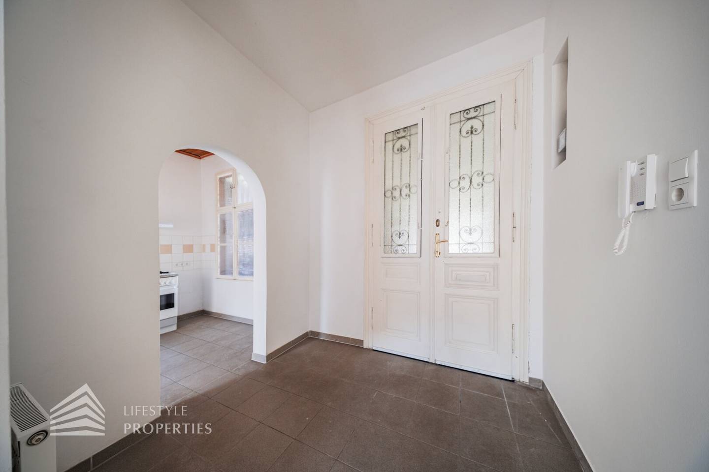 Helle Altbauwohnung nahe Reumannplatz