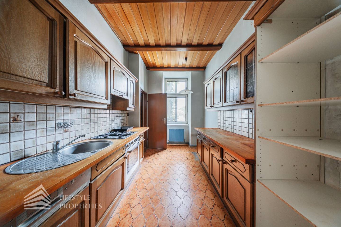 First floor apartment near Reumannplatz