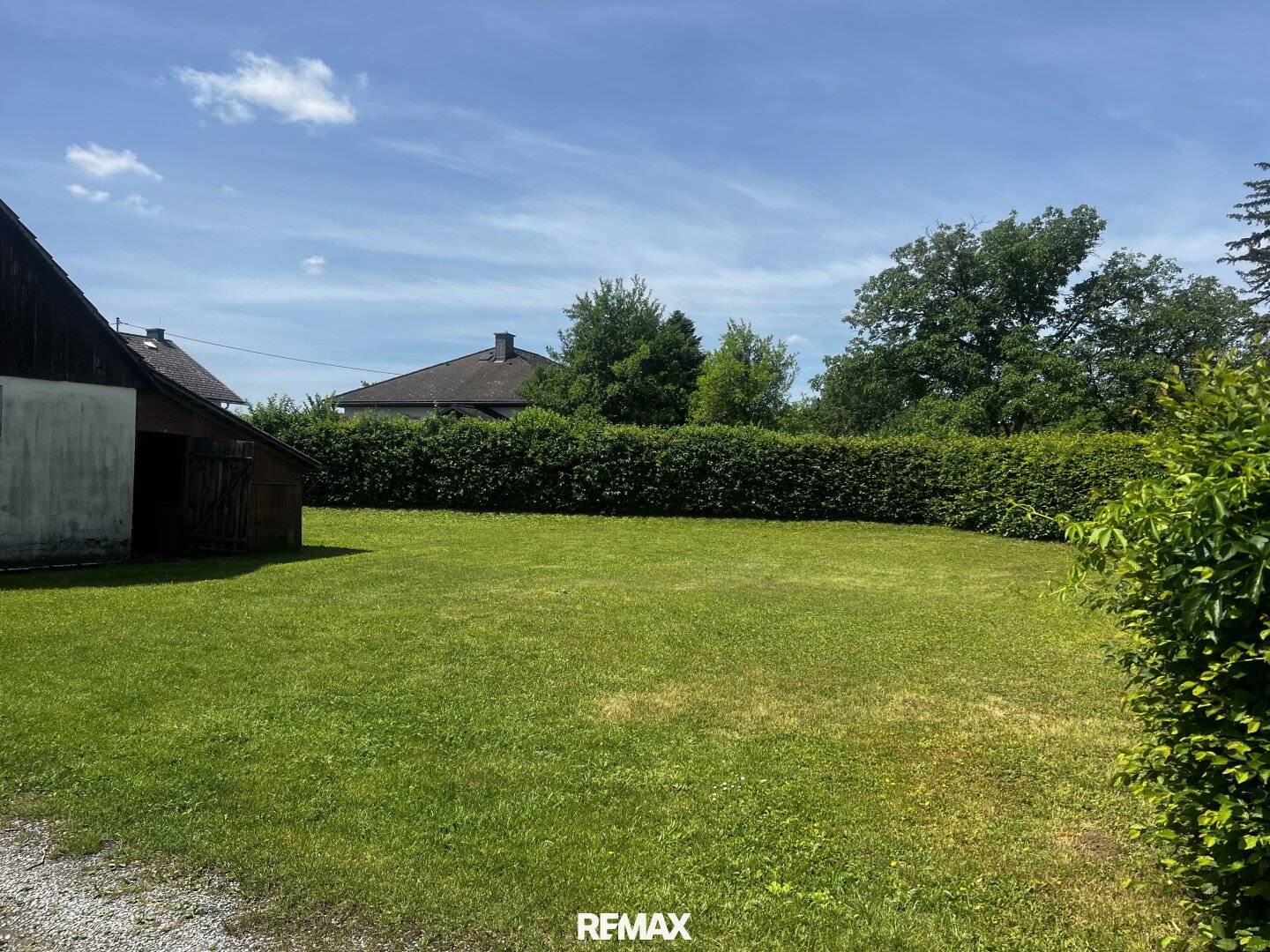 Einfamilienhaus mit Garten in ruhiger Dorfrandlage