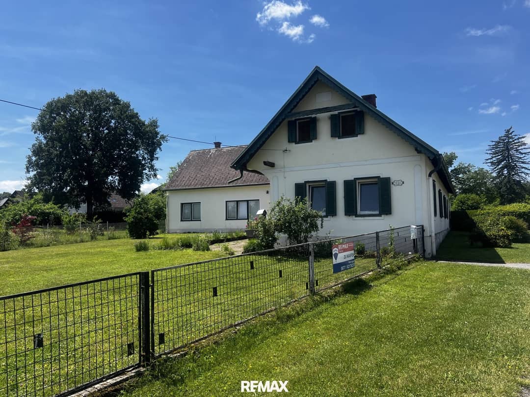 Einfamilienhaus mit Garten in ruhiger Dorfrandlage