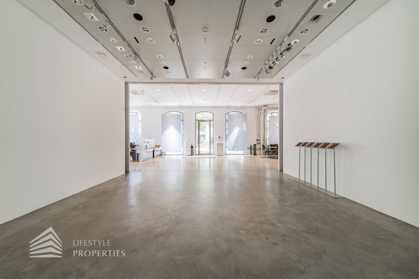 4.3% return! Indefinitely rented office space with loft character in Leopoldstadt near Donauinsel