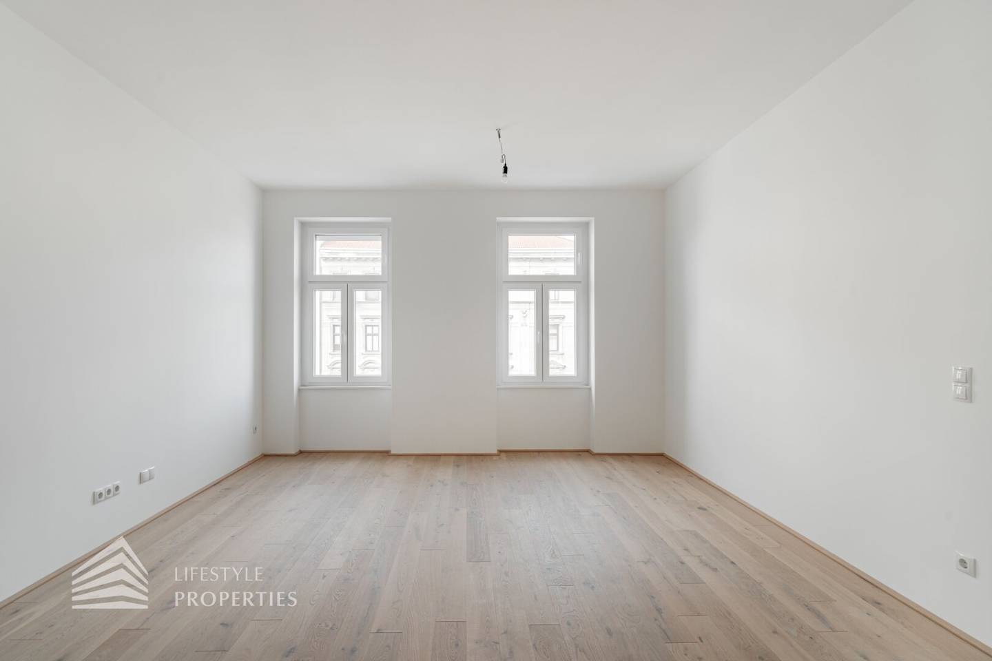 Apartment near Augarten newly renovated with built in kitchen