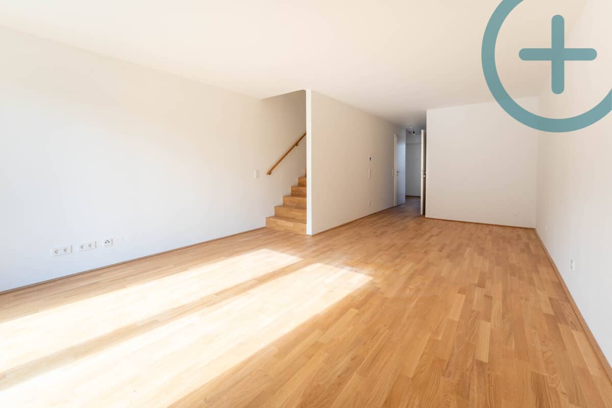Modernes Reihenhaus mit Garten und Terrasse