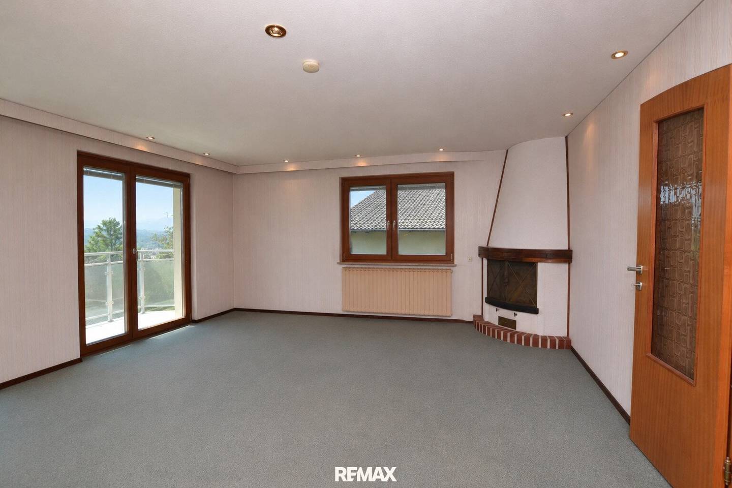 Einfamilienhaus mit Wellnessbereich und Weitblick