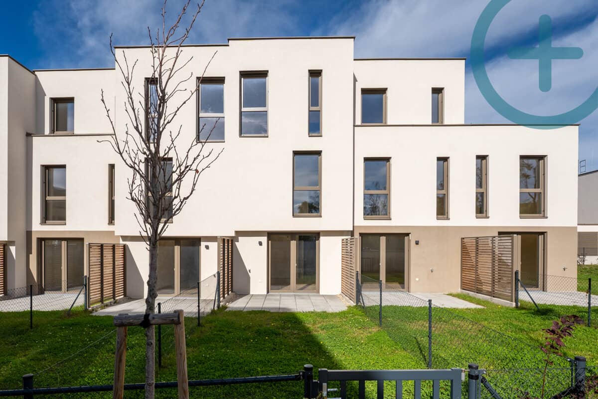 Helles Reihenhaus mit Garten und Terrasse in Leopoldsdorf
