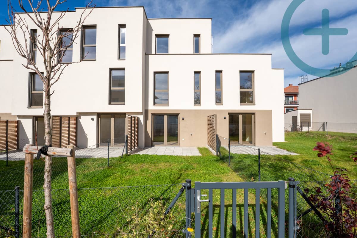 Modernes Reihenhaus mit Garten in Leopoldsdorf