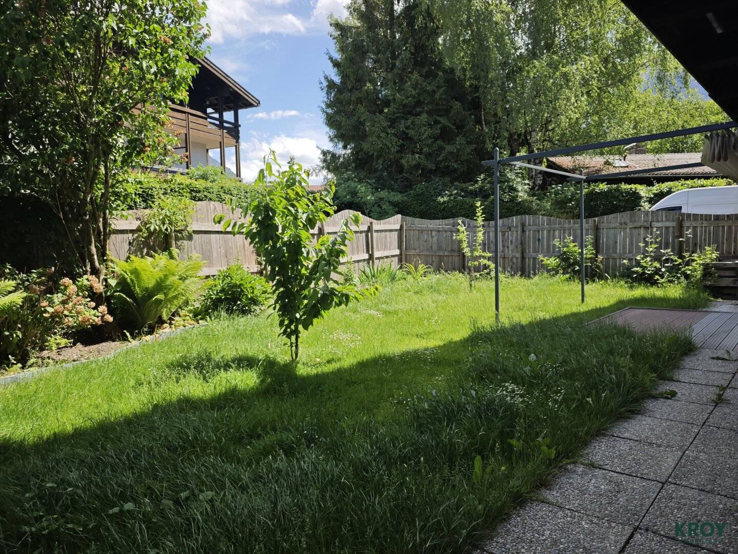Wohnung mit privatem Garten und Balkon