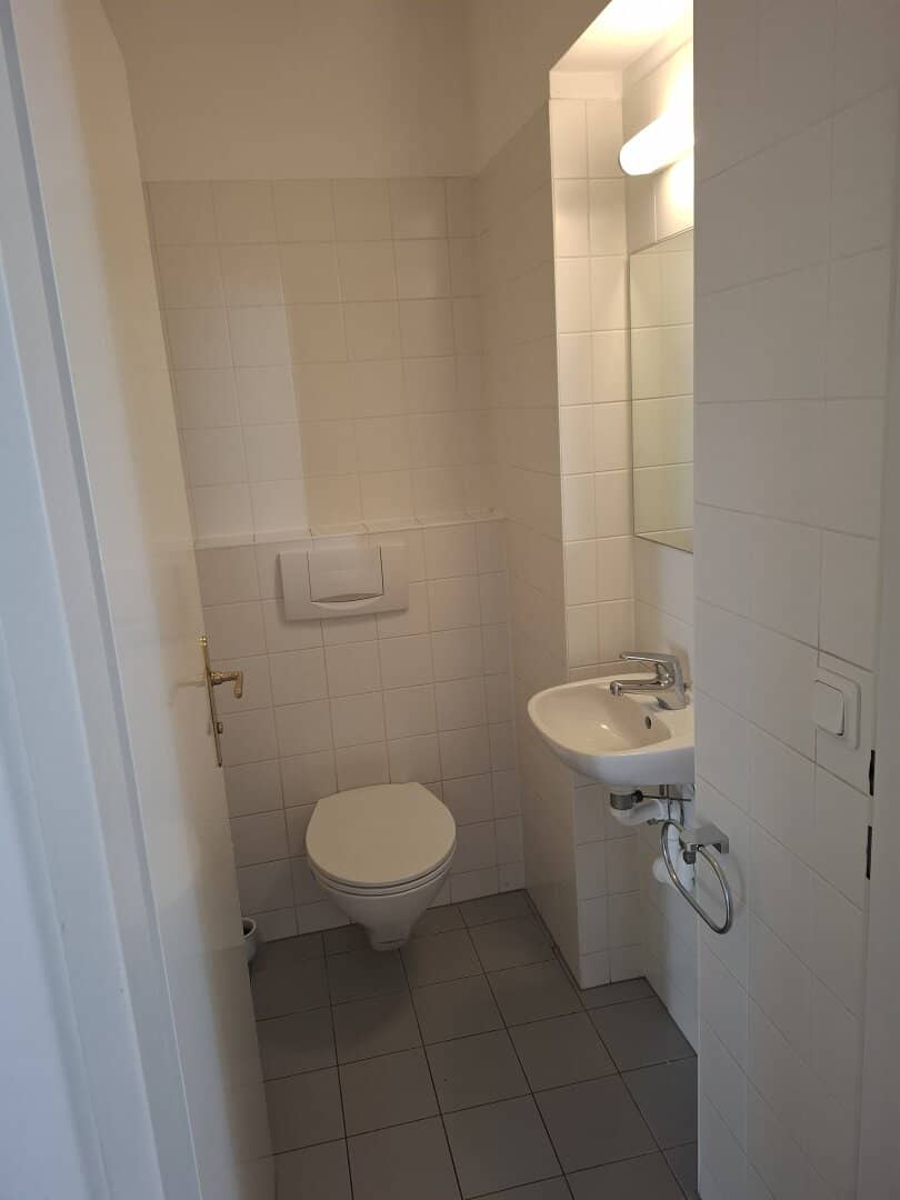 Top floor two level apartment with terrace