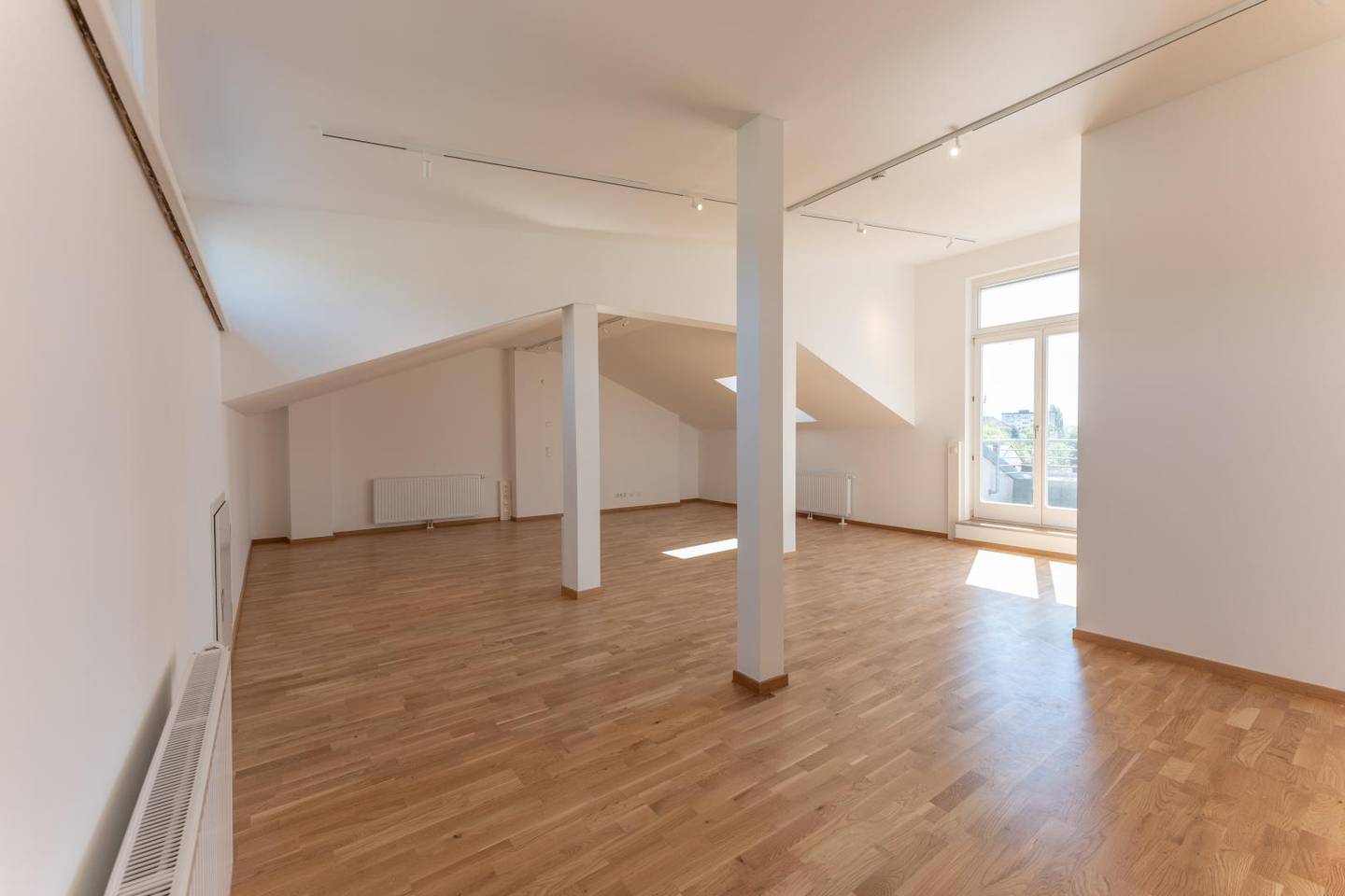 Loft Büro mit Terrasse in ruhiger Grünlage Graz