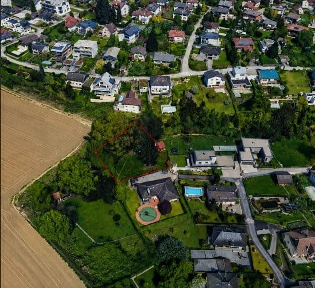 Baugrundstück mit Baugenehmigung in Leonding