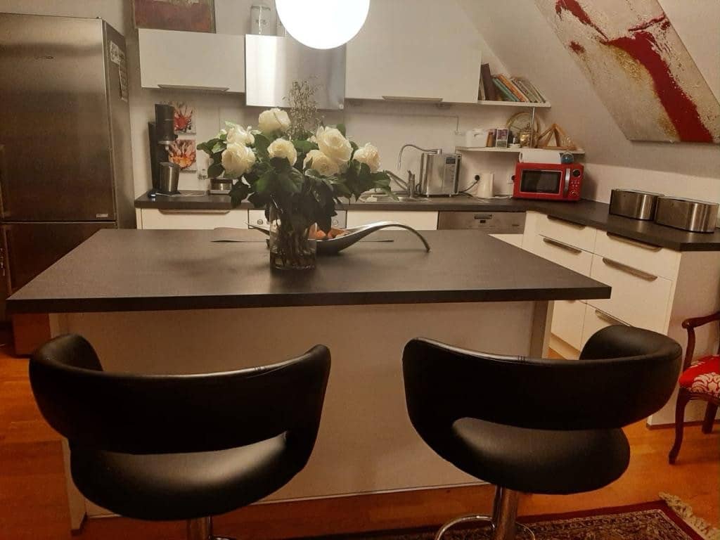 Penthouse in center near Promenade with terrace