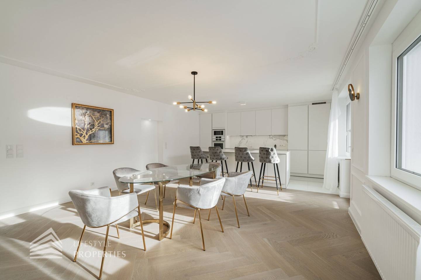 Apartment near Wertheimsteinpark balcony first occupancy