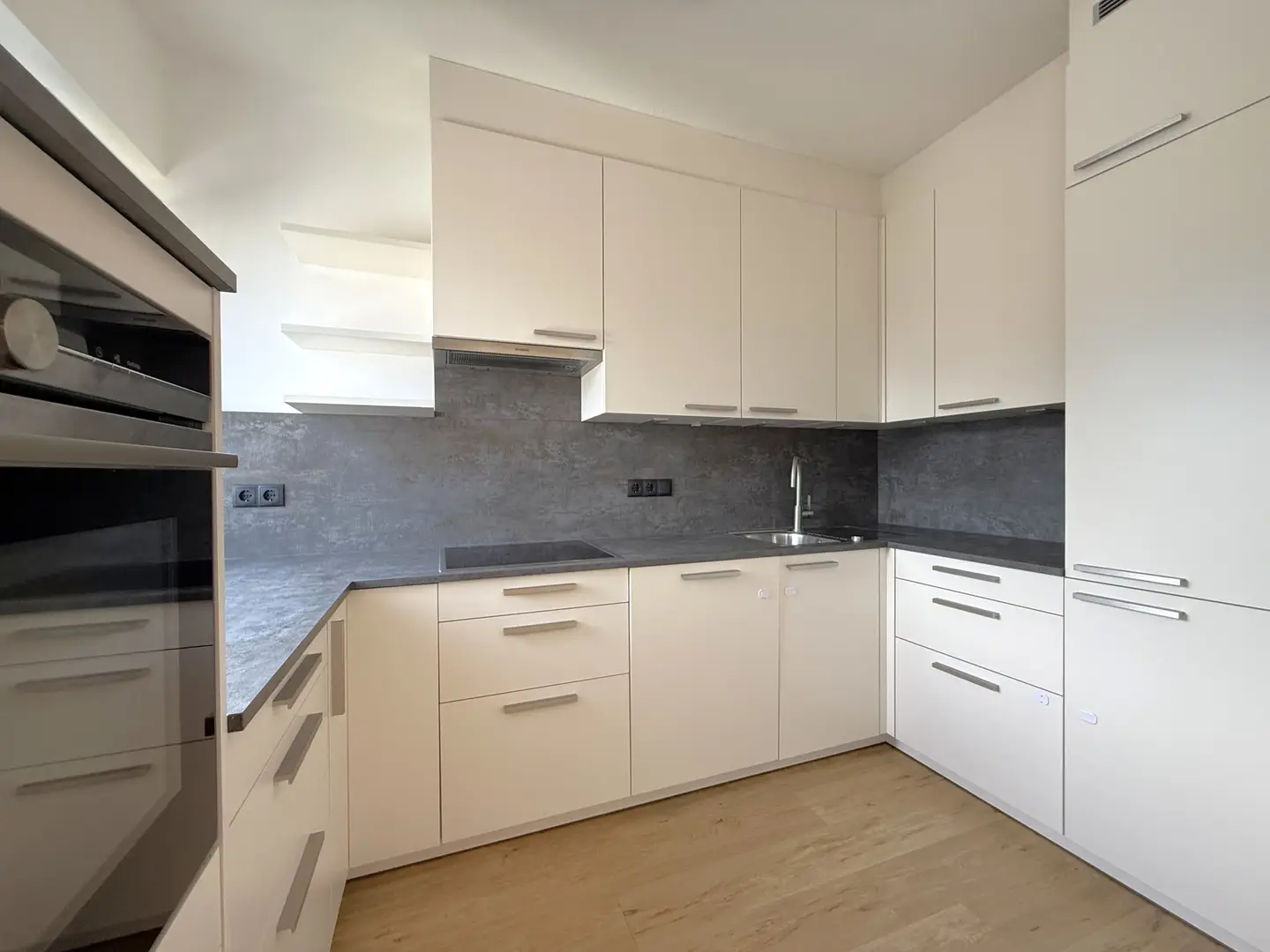 Wohnung Generalsaniert Balkon Kliniknähe