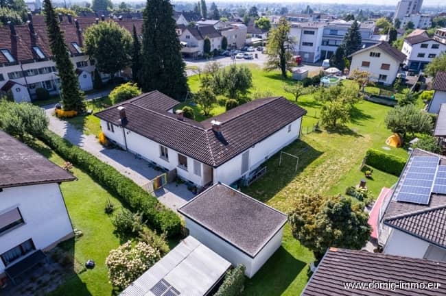 Ruhiges Grundstück mit Altbestand im Zentrum von Hohenems