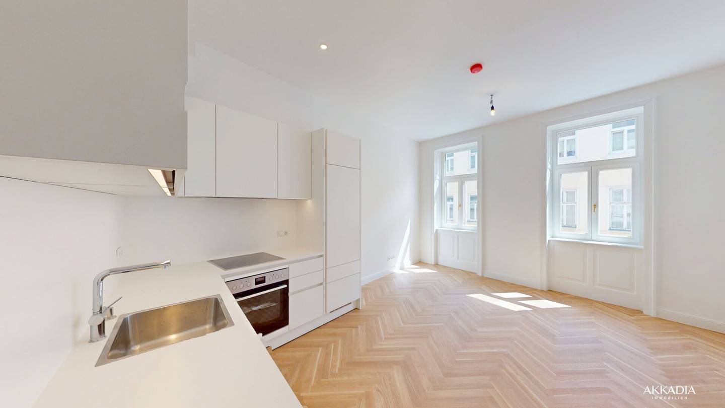 Wohnung Altbau mit Loggia nahe Brunnenmarkt